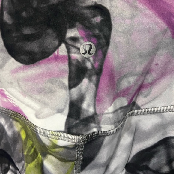 NWT lululemon align tights unicorn throwback 25” (size 6) - Picture 9 of 10